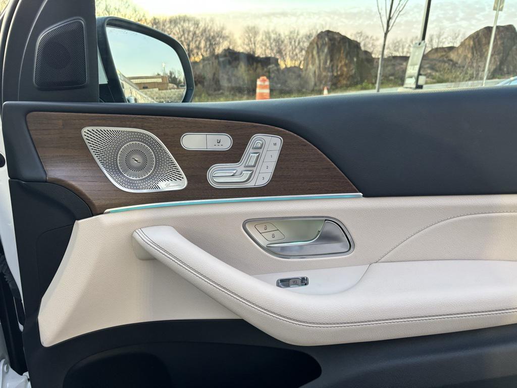 used 2023 Mercedes-Benz GLE 350 car, priced at $51,599