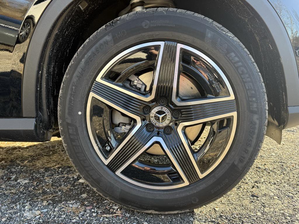 new 2026 Mercedes-Benz GLC 300 car, priced at $57,655