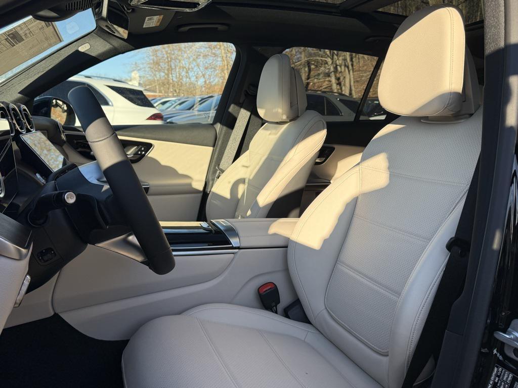 new 2026 Mercedes-Benz GLC 300 car, priced at $55,290