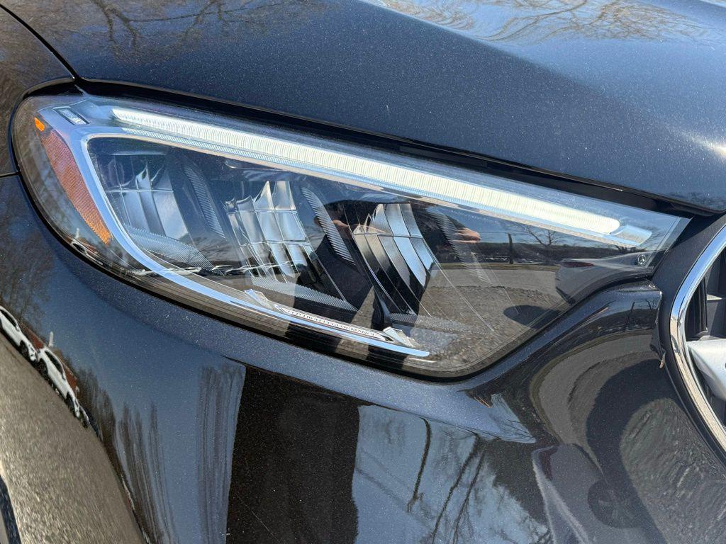 new 2026 Mercedes-Benz GLC 300 car, priced at $54,685