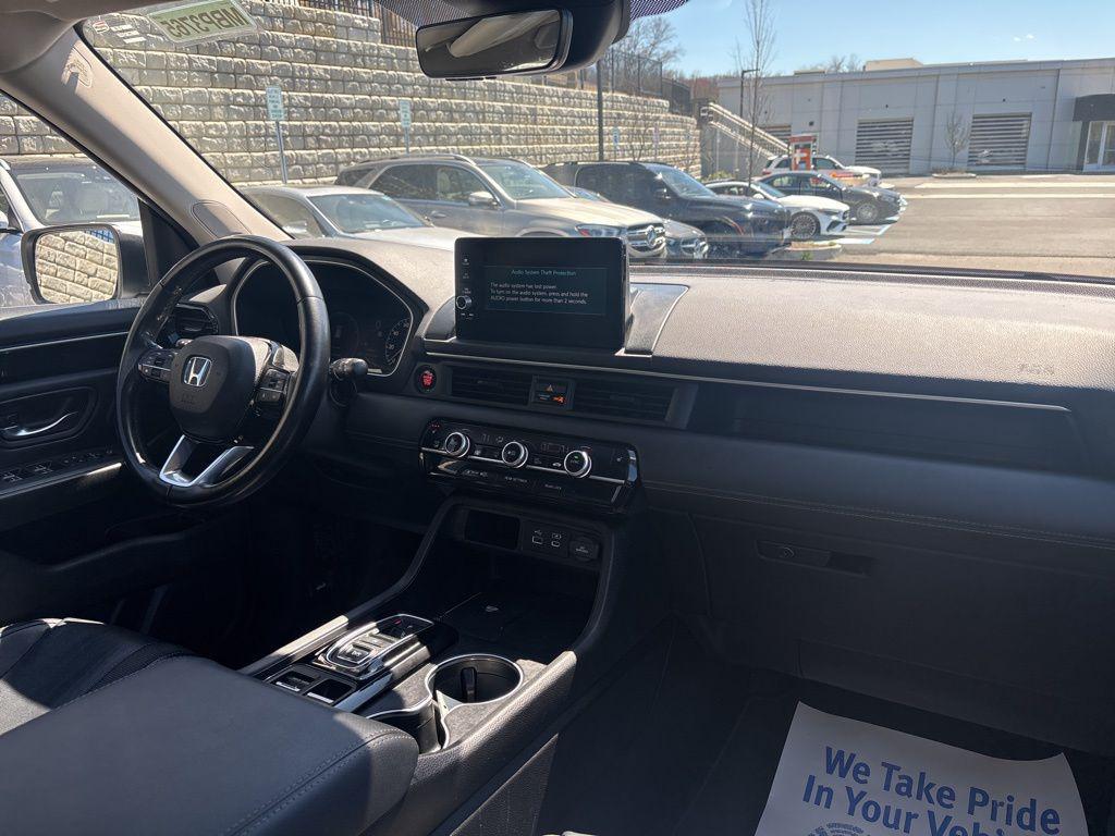 used 2023 Honda Pilot car, priced at $36,999