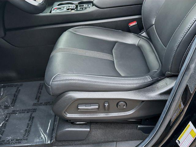 used 2025 Honda Pilot car, priced at $34,660