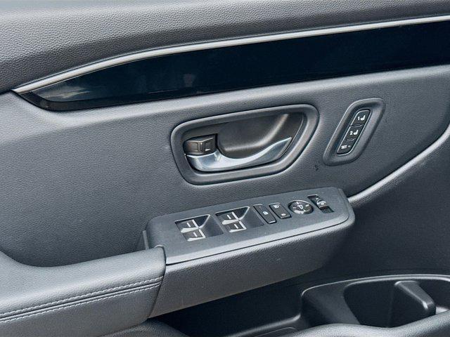 used 2025 Honda Pilot car, priced at $34,660