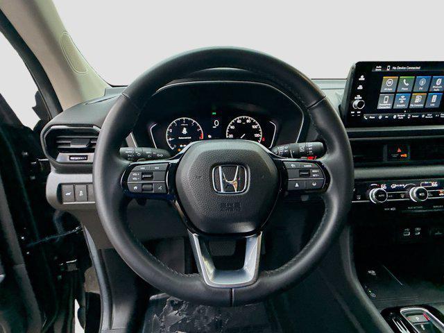 used 2025 Honda Pilot car, priced at $34,660