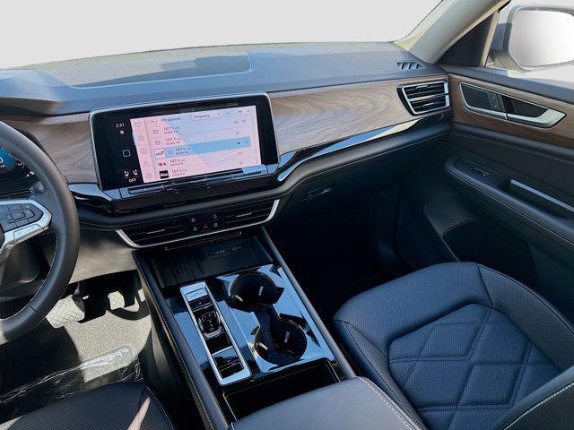 new 2026 Volkswagen Atlas car, priced at $43,216