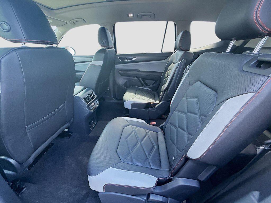 new 2026 Volkswagen Atlas car, priced at $42,545