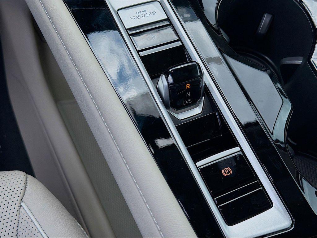 new 2026 Volkswagen Atlas car, priced at $54,921