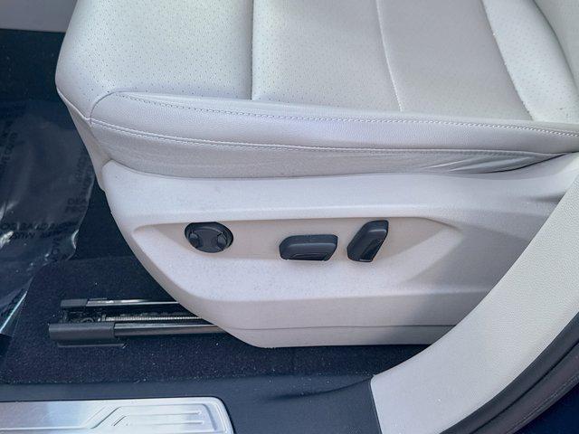 used 2022 Volkswagen Atlas car, priced at $20,835