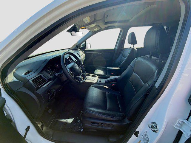 used 2021 Honda Pilot car, priced at $21,321
