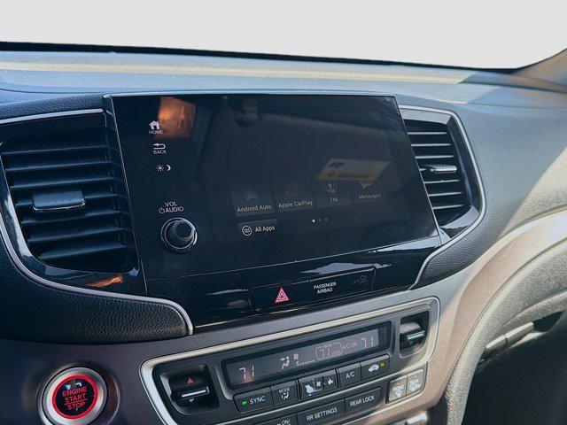 used 2021 Honda Pilot car, priced at $21,321