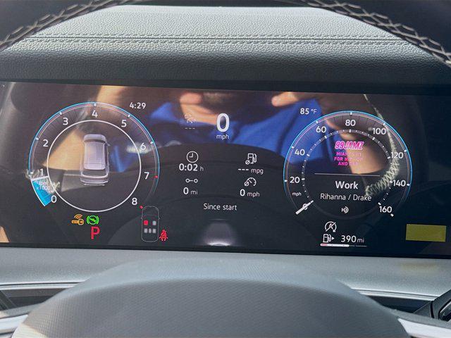 new 2026 Volkswagen Tiguan car, priced at $34,996