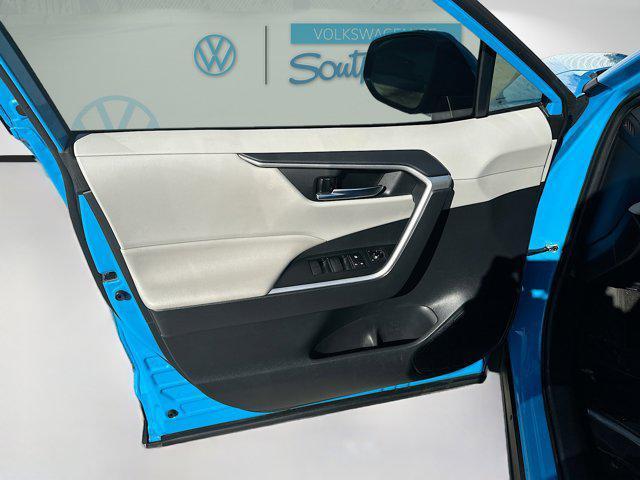 used 2020 Toyota RAV4 car, priced at $16,544