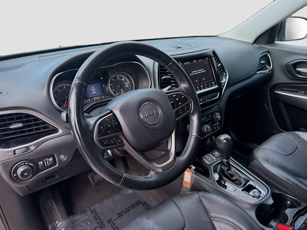 used 2019 Jeep Cherokee car, priced at $16,939