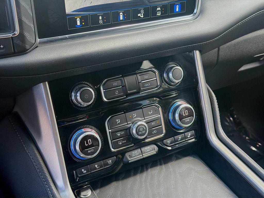 used 2024 GMC Yukon XL car, priced at $59,858