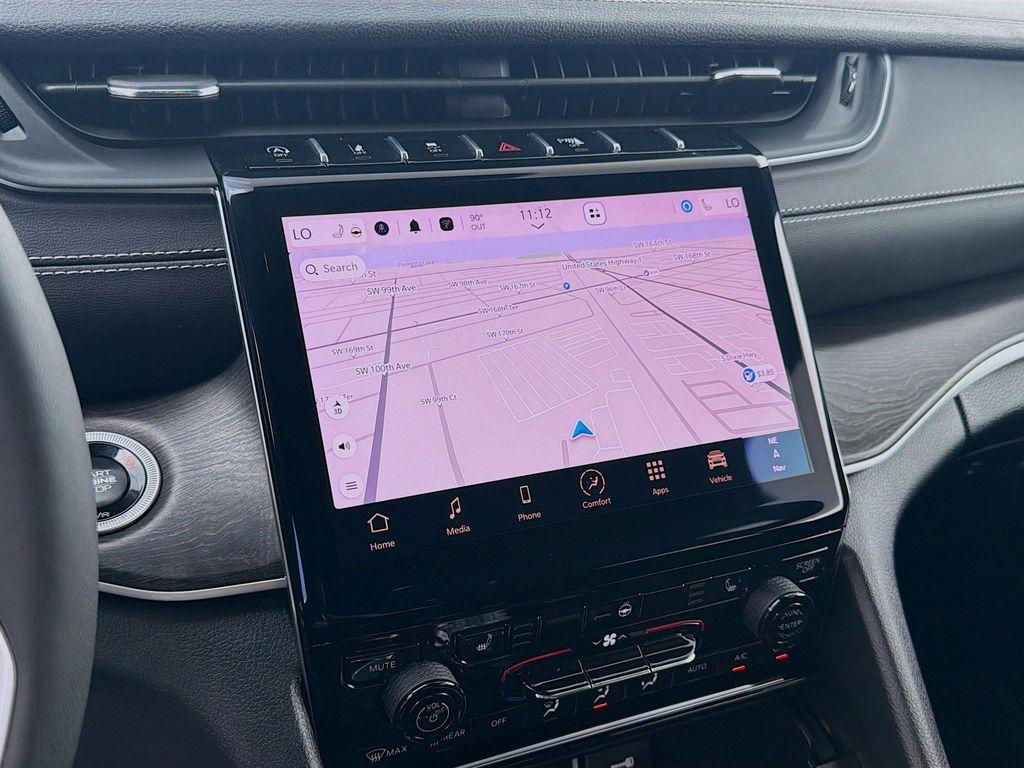 used 2025 Jeep Grand Cherokee car, priced at $34,816