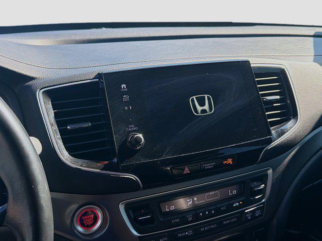 used 2021 Honda Pilot car, priced at $19,380