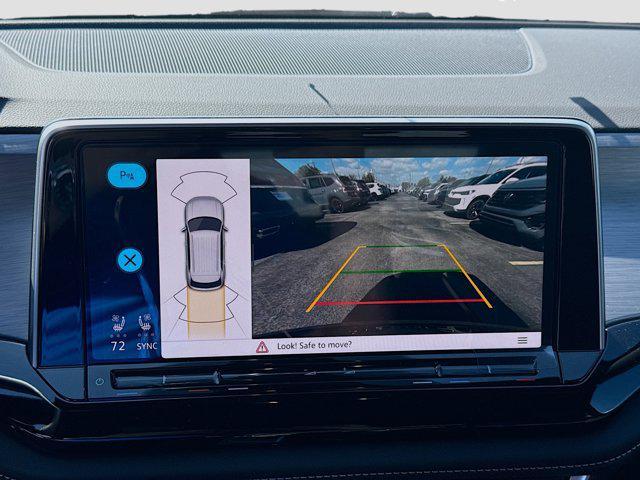 new 2026 Volkswagen Atlas Cross Sport car, priced at $42,570