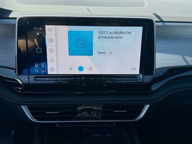 new 2026 Volkswagen Atlas Cross Sport car, priced at $42,570