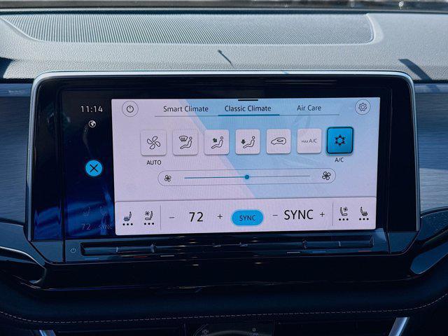 new 2026 Volkswagen Atlas Cross Sport car, priced at $42,570