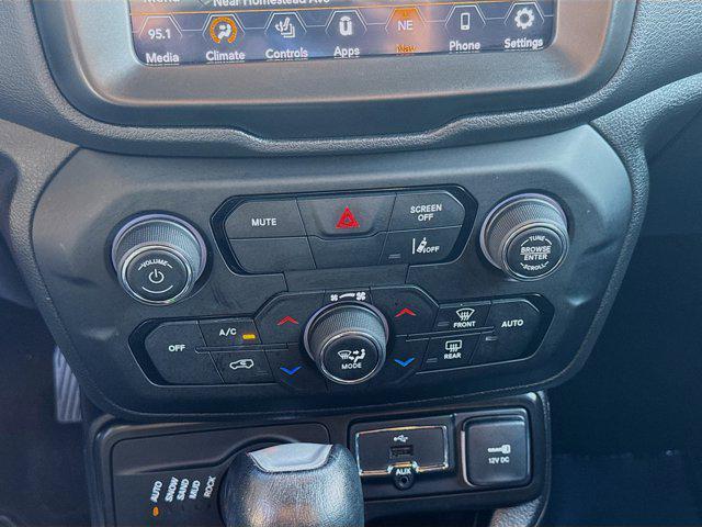 used 2022 Jeep Renegade car, priced at $19,424