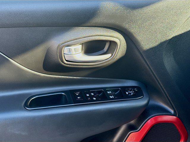 used 2022 Jeep Renegade car, priced at $19,424