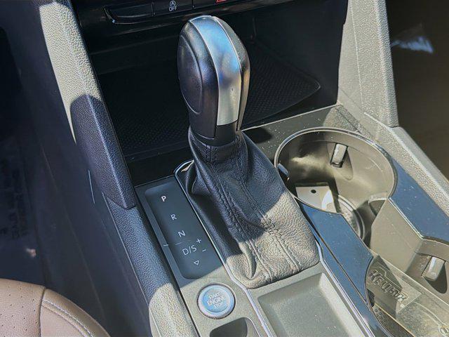 used 2020 Volkswagen Atlas Cross Sport car, priced at $15,528