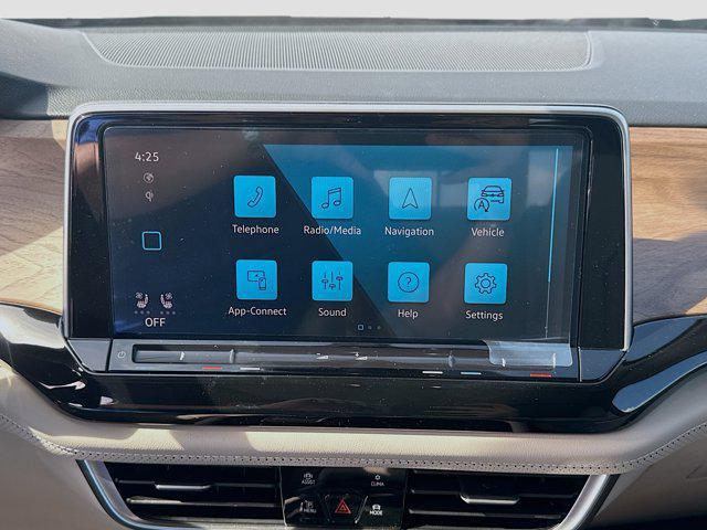 new 2026 Volkswagen Atlas car, priced at $45,327