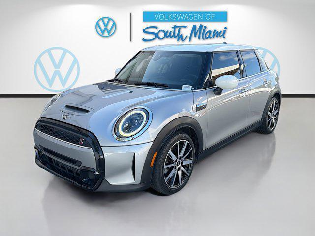 used 2024 MINI Hardtop car, priced at $21,616