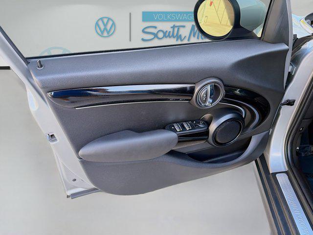 used 2024 MINI Hardtop car, priced at $21,616