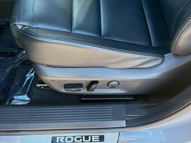 used 2023 Nissan Rogue car, priced at $17,729