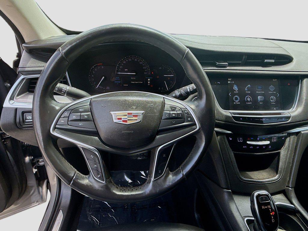 used 2018 Cadillac XT5 car, priced at $23,451