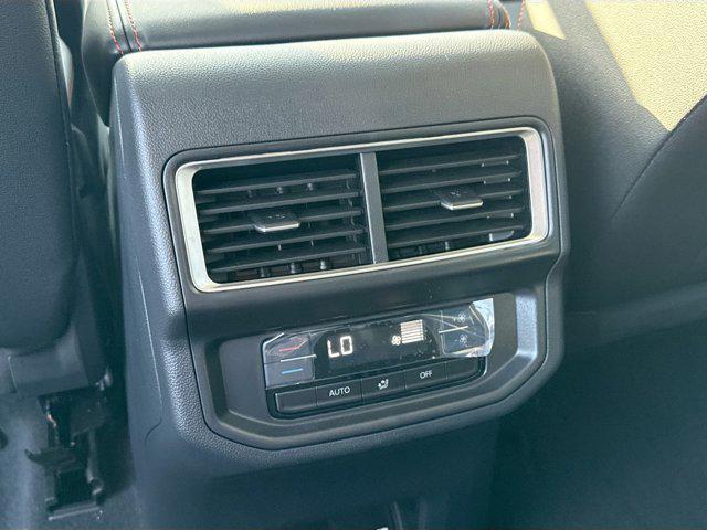 new 2026 Volkswagen Atlas car, priced at $46,384