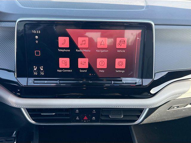 new 2026 Volkswagen Atlas Cross Sport car, priced at $52,261