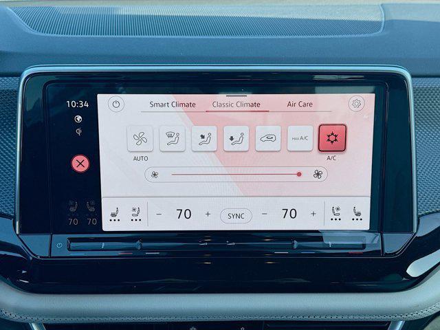 new 2026 Volkswagen Atlas Cross Sport car, priced at $52,261