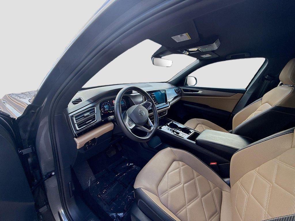 used 2024 Volkswagen Atlas Cross Sport car, priced at $28,915