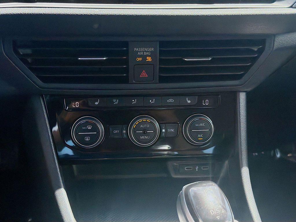 used 2022 Volkswagen Jetta car, priced at $18,910