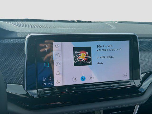 new 2026 Volkswagen Atlas Cross Sport car, priced at $49,301