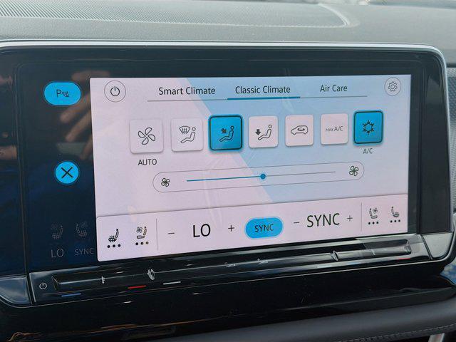 new 2026 Volkswagen Atlas Cross Sport car, priced at $49,301