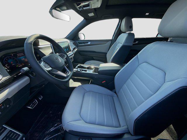 new 2026 Volkswagen Atlas Cross Sport car, priced at $48,864