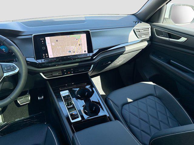 new 2026 Volkswagen Atlas Cross Sport car, priced at $52,444