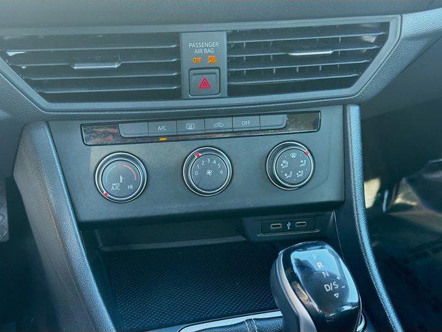 used 2022 Volkswagen Jetta car, priced at $15,139