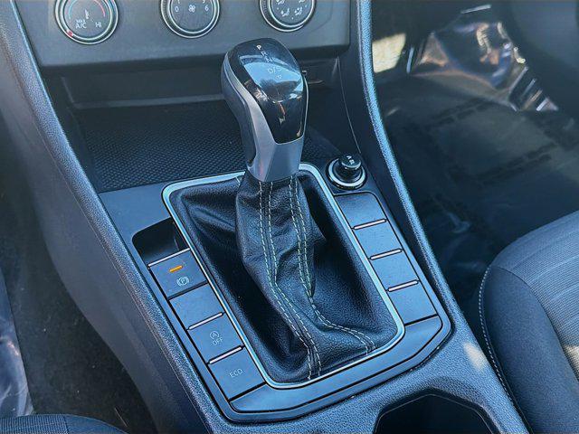 used 2022 Volkswagen Jetta car, priced at $15,139