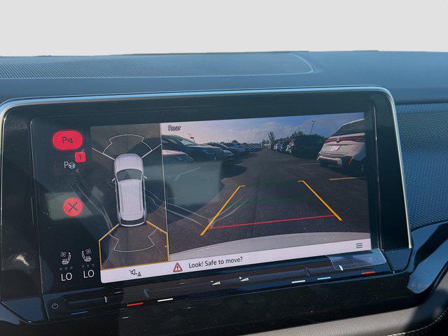 new 2026 Volkswagen Atlas Cross Sport car, priced at $52,261