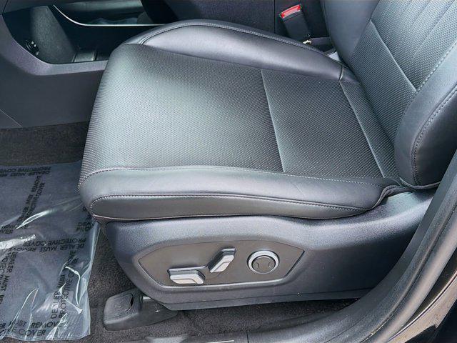 used 2025 Hyundai Santa Fe car, priced at $30,807