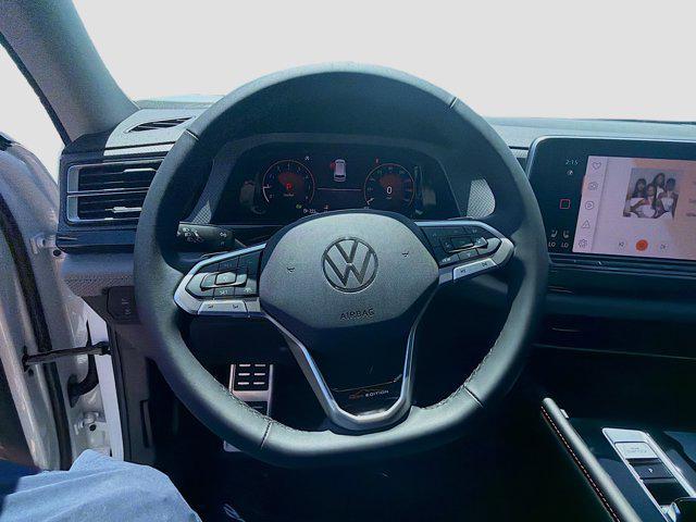 new 2026 Volkswagen Atlas car, priced at $47,817