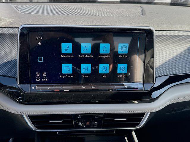 new 2026 Volkswagen Atlas Cross Sport car, priced at $51,824