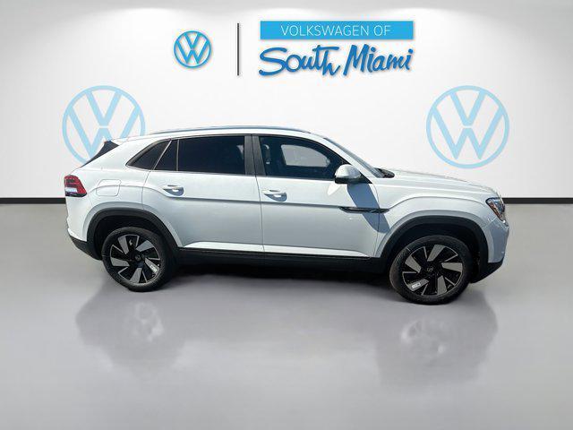 new 2026 Volkswagen Atlas Cross Sport car, priced at $39,495