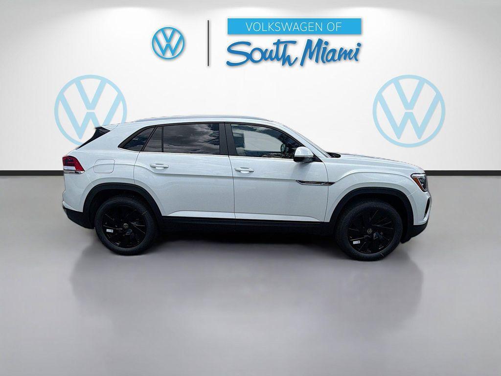 new 2026 Volkswagen Atlas Cross Sport car, priced at $44,092