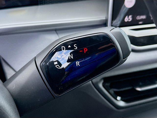 new 2026 Volkswagen Tiguan car, priced at $37,925