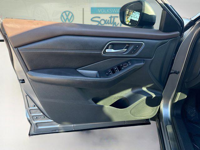 used 2021 Nissan Rogue car, priced at $17,474